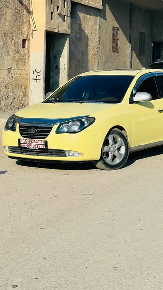 هيونداي افانتي 2010 - صورة 4