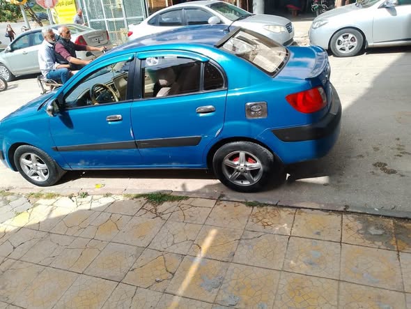 كيا ريو 2008 - صورة 3