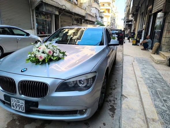 بي إم دبليو 740 2012 - صورة 2
