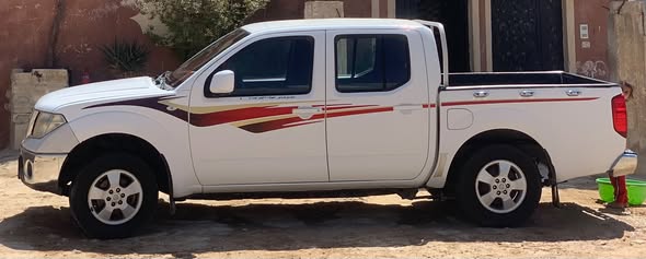 نيسان بيك اب 2011 - صورة 2