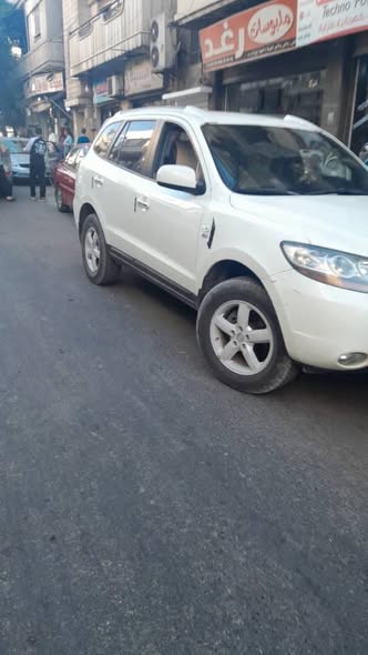 هونداي سانتفيه 2009 - صورة 5