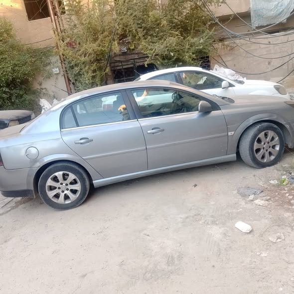 اوبل فيكترا 2008 - صورة 5