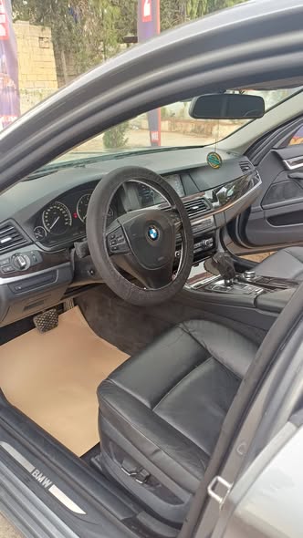 بي ام دبليو 520 2011 - صورة 3