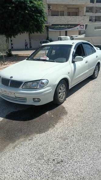 نيسان صني 2004 - صورة 5