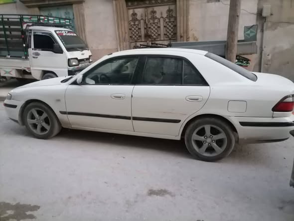 مازدا 626 2000 - صورة 2