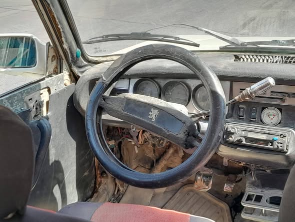 بيجو 304 1978 - صورة 2