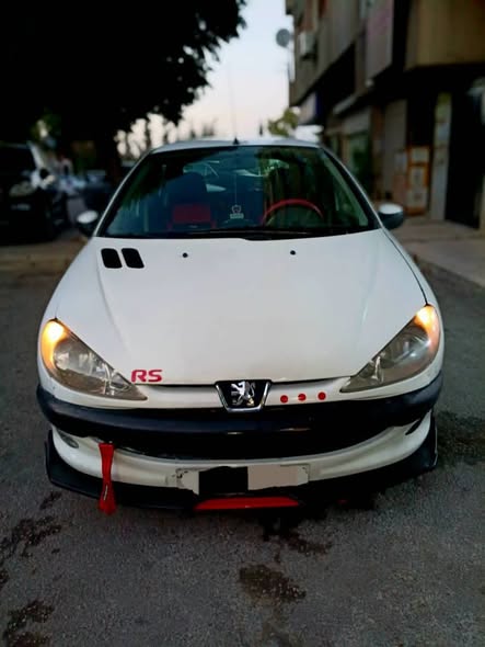 بيجو 206 2002 - صورة 1