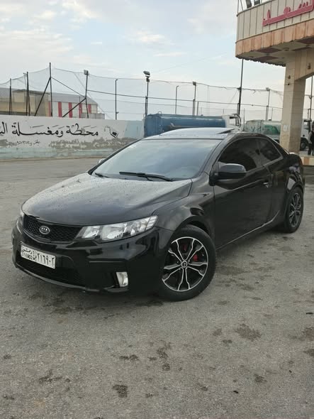 كيا فورتي 2010 - صورة 4
