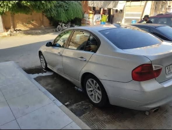 بي ام دبليو 320i 2007 - صورة 2
