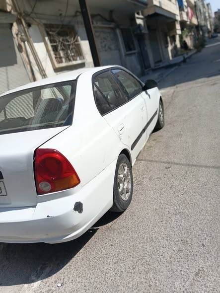 هيونداي اكسنت 2005 - صورة 1