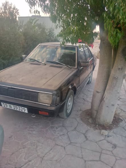 ميتسوبيشي لانسر 1983 - صورة 2