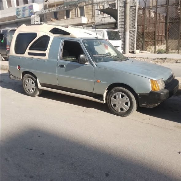 زاز كرتا 2004 - صورة 3