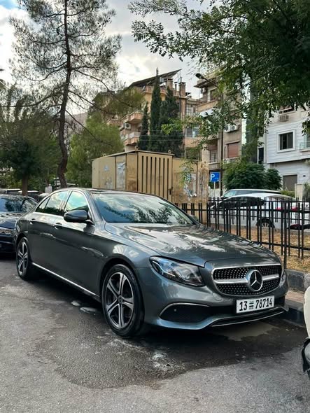 مرسيدس E300 2018 - صورة 3
