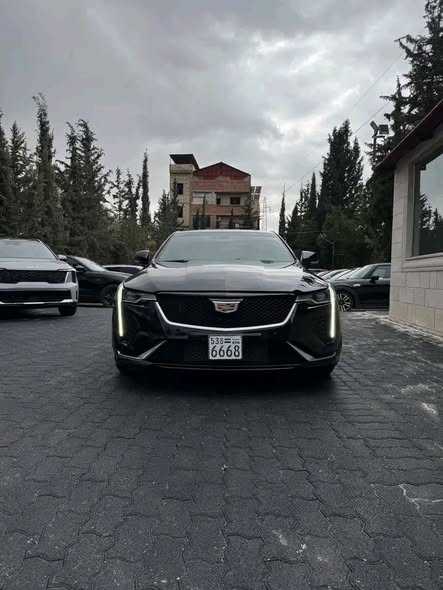 كاديلاك CT4 2022 - صورة 1
