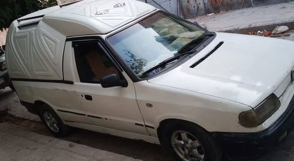 سكودا بيك أب 1997 - صورة 3