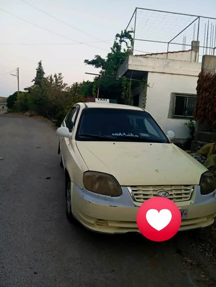 هيونداي فيرنا 2005 - صورة 1
