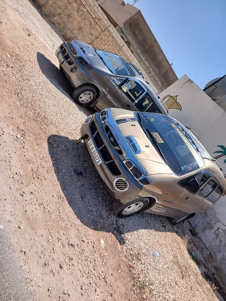 هيونداي ستاركس 2004 - صورة 3
