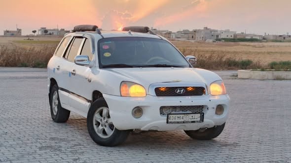 هيونداي سنتفية 2005 - صورة 2