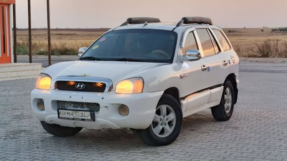 هيونداي سنتفية 2005 - صورة 3