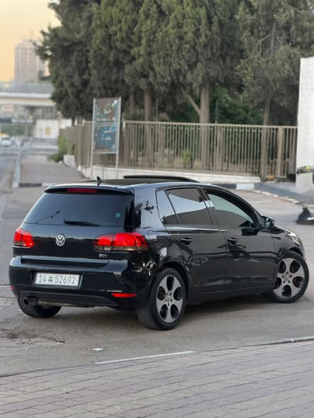 فولكس فاجن جولف 2011 - صورة 3