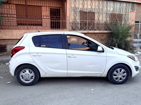 هيونداي i20 2015 - صورة 1
