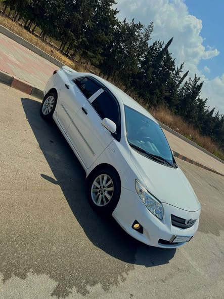 تويوتا كورولا 2010 - صورة 4
