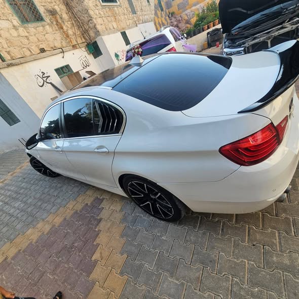 بي ام دبليو 520 2015 - صورة 5