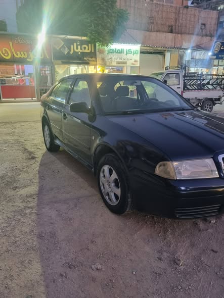 سكودا اوكتافيا 2003 - صورة 2