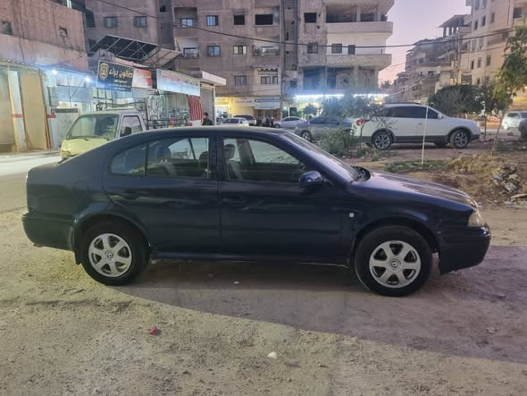 سكودا اوكتافيا 2003 - صورة 5