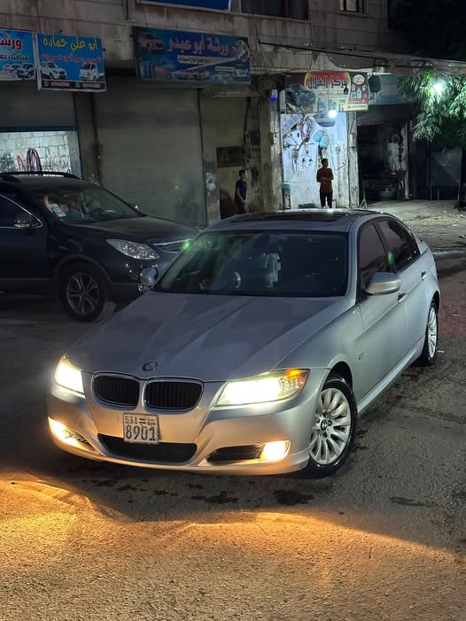 بي ام دبليو 320 2010