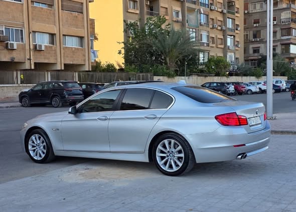 بي ام دبليو 528 2011 - صورة 5