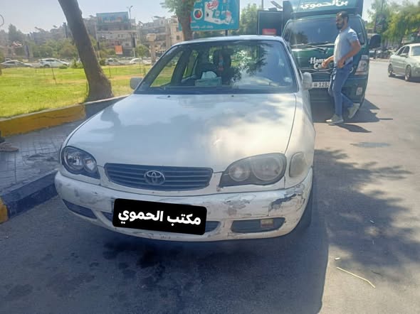 تيوتا كورولا 2002 - صورة 1
