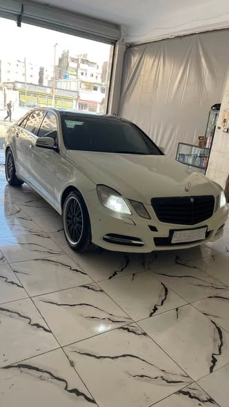مرسيدس E350 2011 - صورة 2