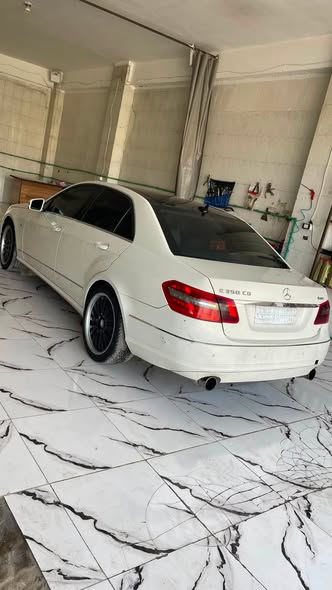 مرسيدس E350 2011 - صورة 4