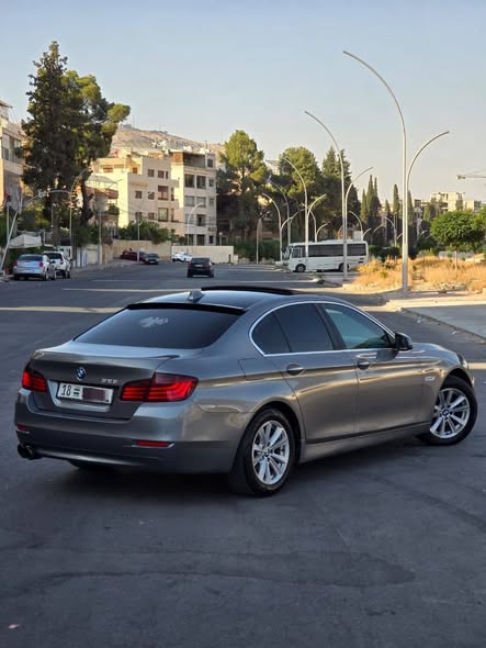 بي إم دبليو 528i 2014 - صورة 3