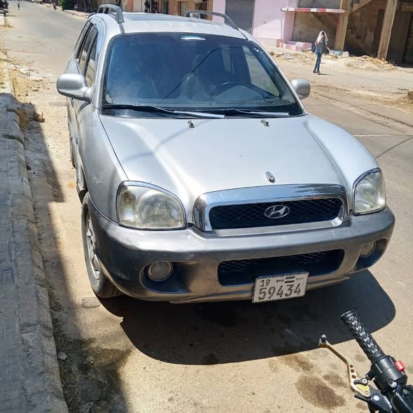 هيونداي سنتافيه 2005 - صورة 4
