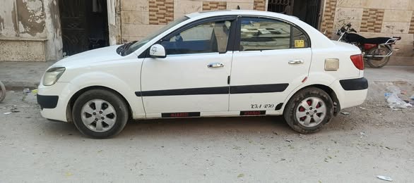 كيا ريو 2009 - صورة 1