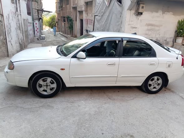 كيا شومـا 2001 - صورة 1