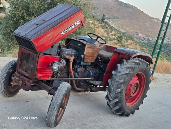 يونيفرسال 445 1987 - صورة 3