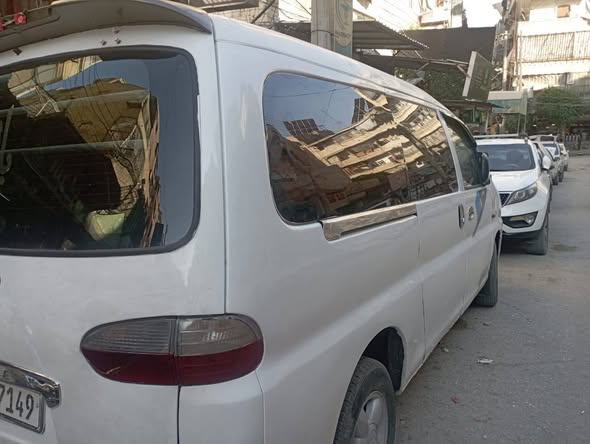 هيونداي H-1 2002 - صورة 2