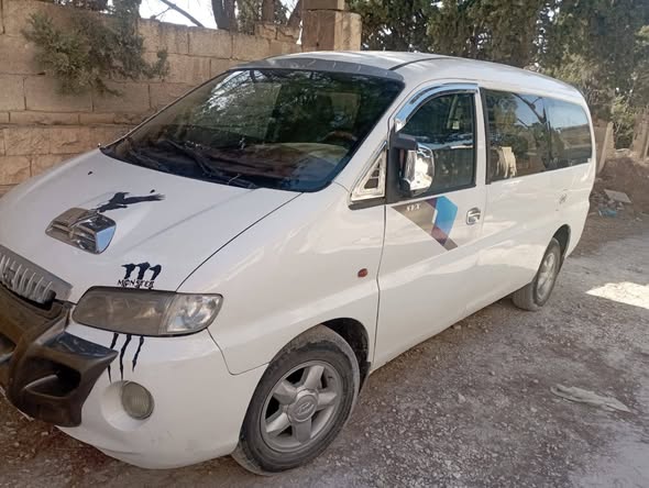 هيونداي H-1 2002 - صورة 3