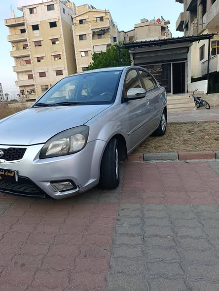 كيا ريو 2011 - صورة 5