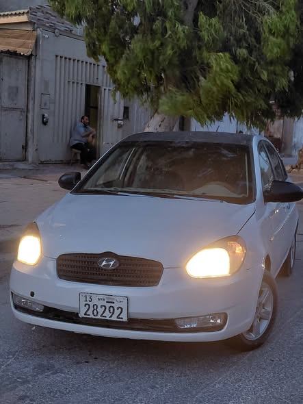 هيونداي فيرنا 2008 - صورة 2