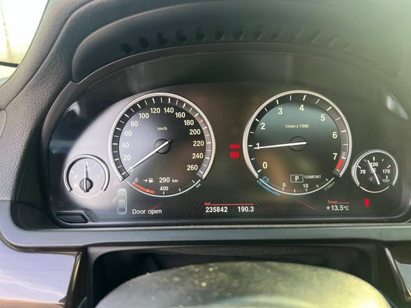بي ام 740 2011 - صورة 3