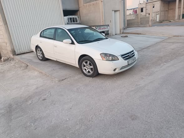 نيسان التيما 2005 - صورة 1