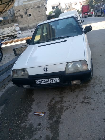 سكودا فورمان 1995 - صورة 2