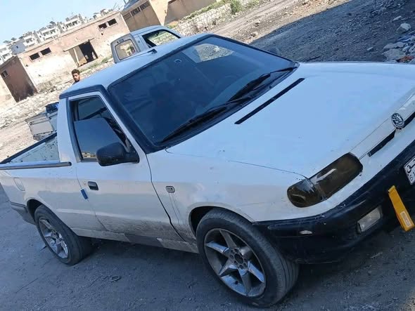 سكودا بيكاب 1999 - صورة 1