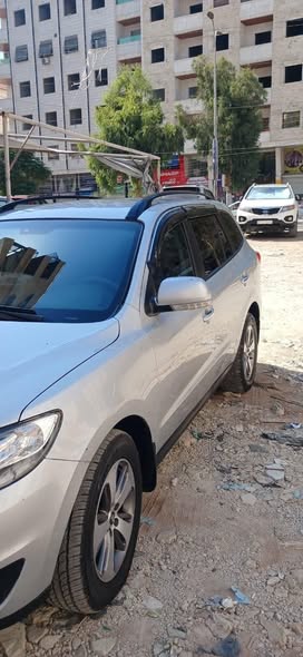 هيونداي سنتافيه 2012 - صورة 2