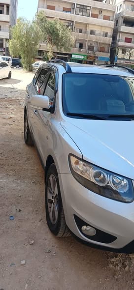 هيونداي سنتافيه 2012 - صورة 3