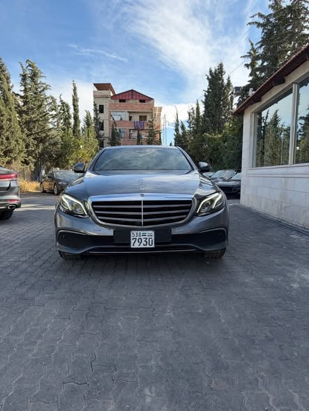 مرسيدس E300 2018 - صورة 1